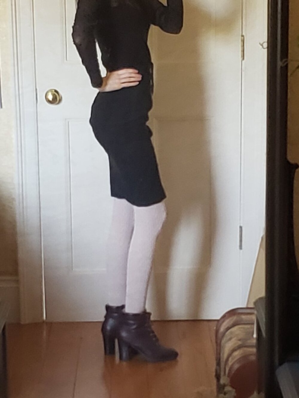Retro Style Black Bodycon Pencil skirt Size 0 - Picture 9 of 12